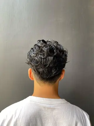 ショート パーマ メンズ 吉武 茂暉のヘアスタイル