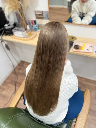 ロング カラー Oli-Oli 大田のヘアスタイル