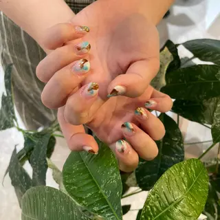 ネイル ハイトーン🦄ネイル 💞のぶちのネイルデザイン