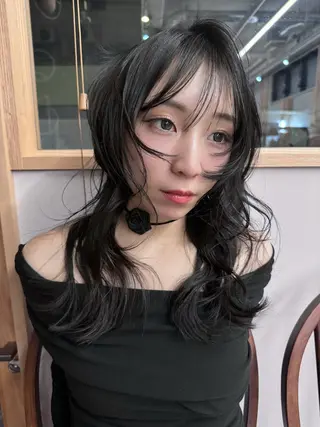 ロング カラー ハイトーン縮毛/暖色 なーな🎀🤍のヘアスタイル