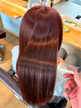 ロング カラー 髪質改善 UN BLEACHのヘアスタイル