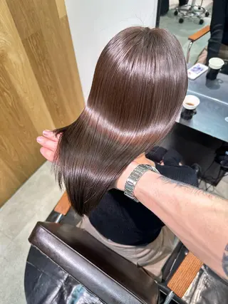 ロング DXシェアサロン渋谷所属・縮毛矯正🌝髪質改善 🌝しじたかゆきのヘアスタイル