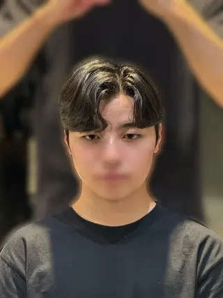 ショート パーマ メンズ YUKI🇰🇷 カルマ／ダウンパーマのヘアスタイル