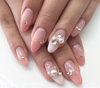 ネイル ネイルサロン Vizeのネイルデザイン