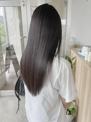 セミロング 髪質改善✨縮毛矯正✨ が得意‼️高島英隆のヘアスタイル