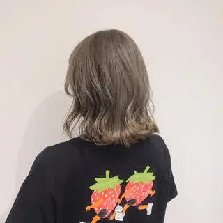 ミディアム カラー E Komo hair所属・Wow❕E Komo hair 永井一輝のヘアスタイル