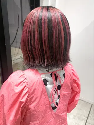 ショート カラー ヘアアレンジ yuka .のヘアスタイル