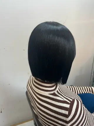 ショート カラー hair atelier OZ桑野店所属・阿佐見 若菜のヘアスタイル