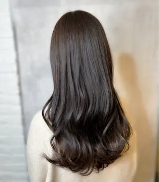 カラー 🤍FLEAR 白濱 かえで🎀.⋆のヘアスタイル