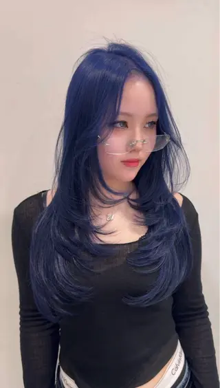 ロング カラー ヘアアレンジ 韓国レイヤーカット /韓国トレンドカラーのヘアスタイル