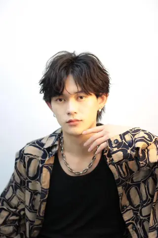 メンズ 曲がる縮毛矯正🔥 メンズパーマ🔥のヘアスタイル