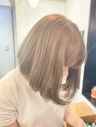 ショート conne& ririのヘアスタイル