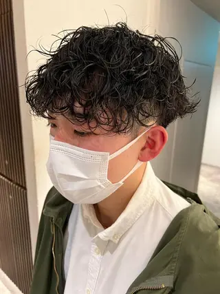 ショート パーマ メンズ 波巻きスパイラルパー マ/シャドウパーマ駿のヘアスタイル