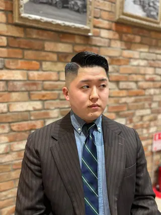 ショート メンズ カット指名No1漆原 聡のヘアスタイル