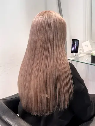 セミロング カラー うる艶ハイトーン/ ベージュ/りくと🦔のヘアスタイル