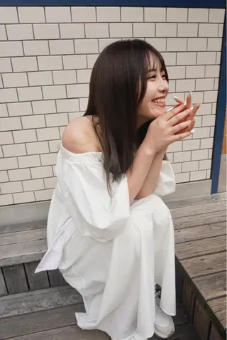 ロング ayumi🦖/ ブリーチカラーのヘアスタイル