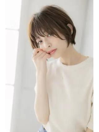 ショート シノハラ ガクト ショート/白髪ぼかしのヘアスタイル