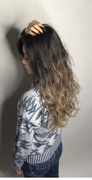 ロング 河野 圭三のヘアスタイル