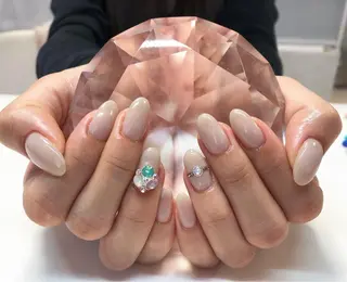 ネイル 吉村 美咲のネイルデザイン