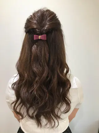 セミロング カラー 清藤 綾のヘアスタイル