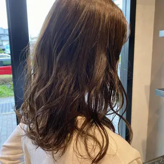 ミディアム カラー 近藤 千裕のヘアスタイル