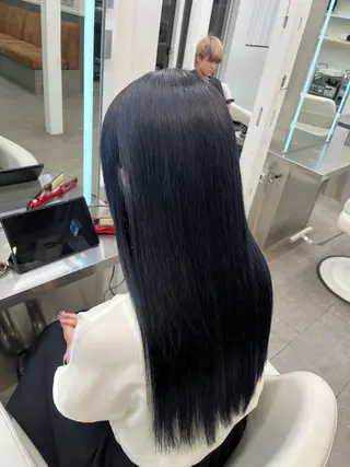 ロング カラー L.O.G　OMOTESANDO所属・柏木 理那のヘアスタイル