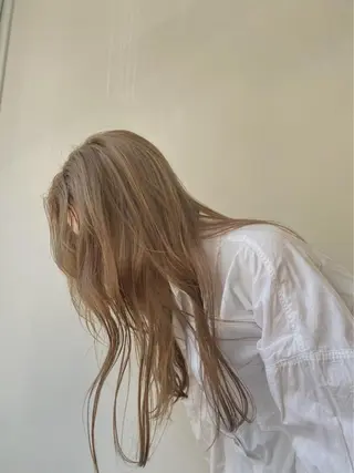 セミロング カラー 梅田／ベージュ レイヤー／ヌマタのヘアスタイル