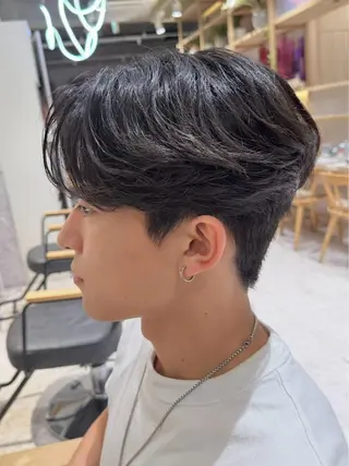 ハイトーン/艶カラー 🫧 ユイナのヘアスタイル