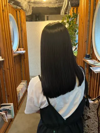 セミロング パーマ 堀出 芽衣/垢抜け/美髪のヘアスタイル