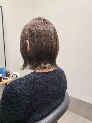 ミディアム GO TODAYシェアサロン岡山店所属・🎗️髪質改善・美髪 艶髪🥇小西邦生のヘアスタイル