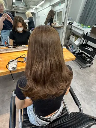 ロング 池袋🫧mio🫧 透明感ワンカラー🫧のヘアスタイル