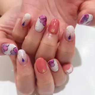 ネイル 矢崎 千春のネイルデザイン