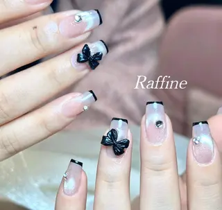 ネイル RAFFINE 月🦋🩵のネイルデザイン