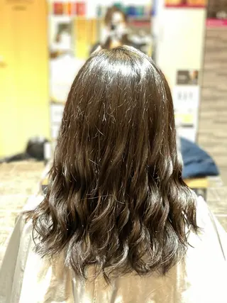 ロング 尾崎 優也のヘアスタイル