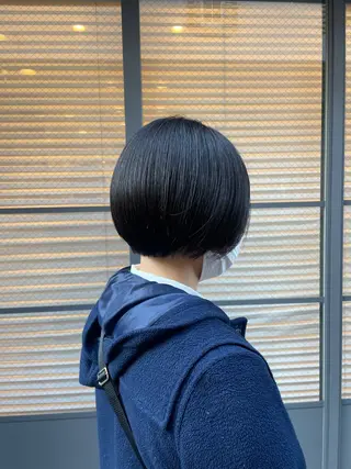 ショート 🪸暖色艶カラー/ shiori🫧のヘアスタイル