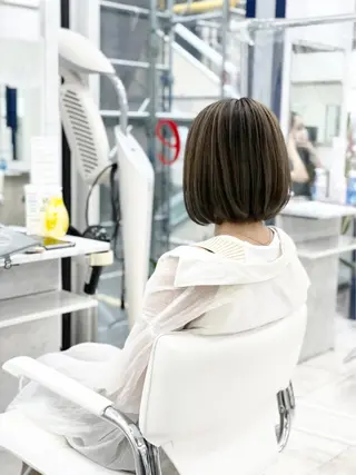 ショート ハイライト&曲がる 縮毛矯正特化 玉置のヘアスタイル