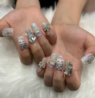 ネイル Roveil所属・佐藤　Roveil 勾当台公園駅徒歩5分のネイルデザイン