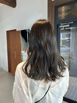カラー Shall hair design所属・黒田 友莉のヘアスタイル