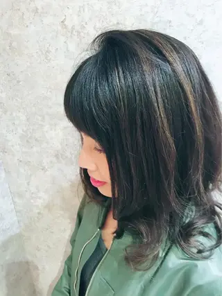 ミディアム カラー 【earth】オガタ 🫧髪質改善縮毛🫧のヘアスタイル