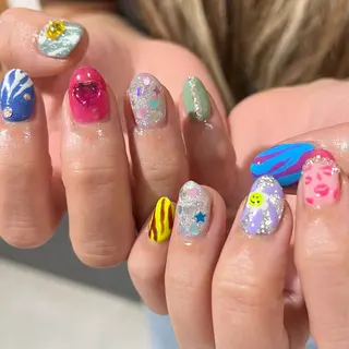 ネイル 内田 里穂のネイルデザイン