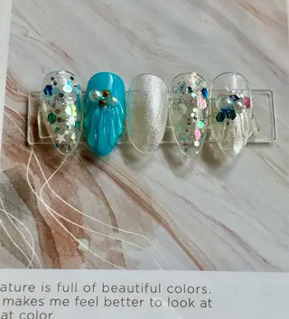 ネイル コウ ヨウのネイルデザイン