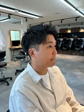 メンズ フェザーパーマ/韓国 /メンズカット保立のヘアスタイル