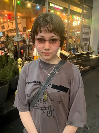 ショート レイヤーカット\ウル フ　chinatsuのヘアスタイル