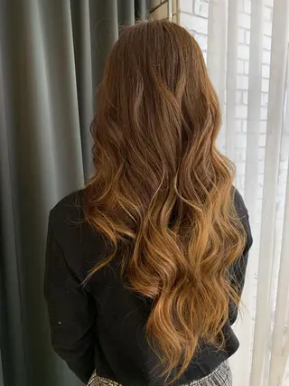 ロング u n aのヘアスタイル