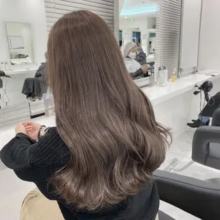 カラー 赤み消し韓国ヘア レイヤー縮毛🤍渡邉のヘアスタイル