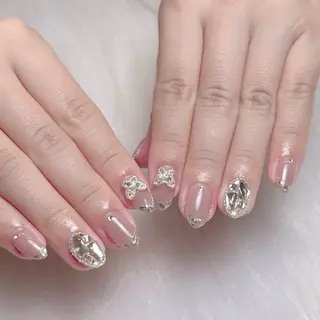 ネイル Mari 🎀六月移転のネイルデザイン