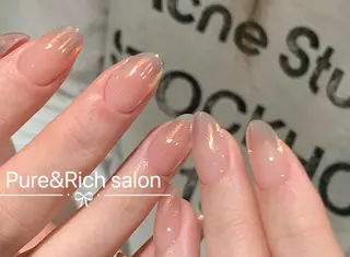 ネイル Pure&Rich Nailのネイルデザイン