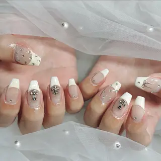 ネイル LAVISH manaのネイルデザイン