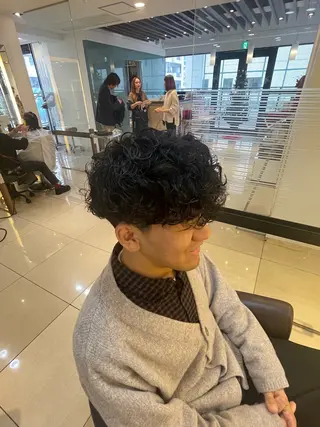 パーマ メンズ 辻野 光希のヘアスタイル