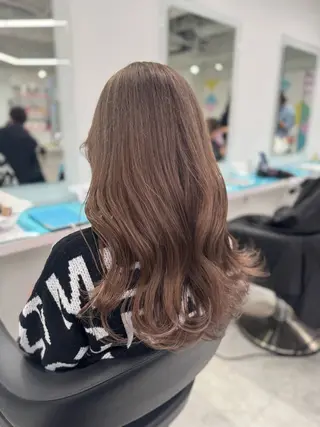セミロング 透ける透明感カラー 🩶shiho🩶のヘアスタイル